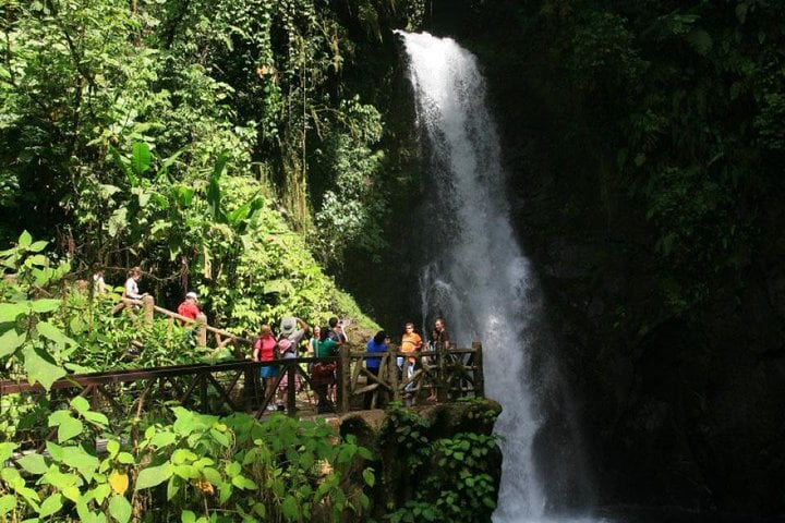 La Paz Waterfall Gardens desde San José - Imagen 4