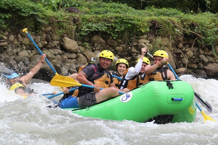 Rafting río Balsa, canopy y almuerzo - Imagen 3