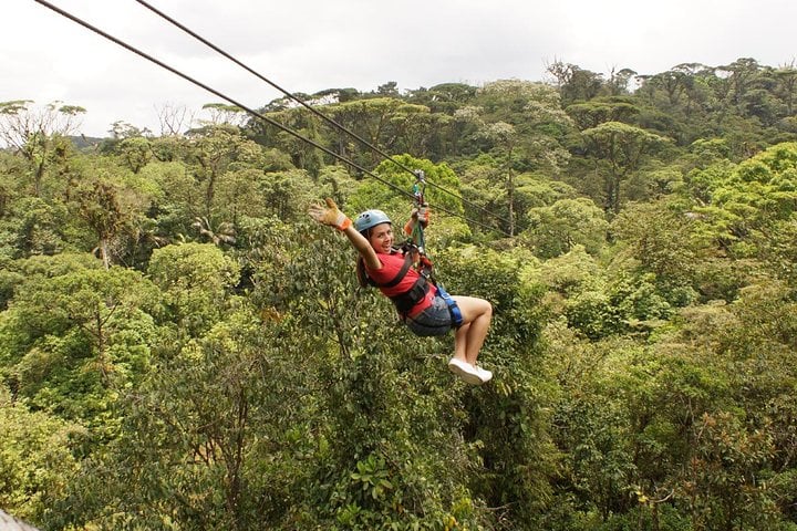 Tirolina en el Parque Braulio Carrillo - Imagen 3