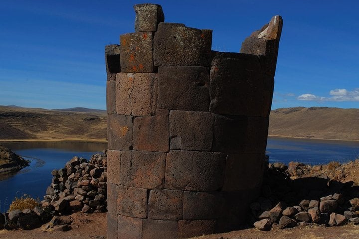 Chullpas de Sillustani desde Puno - Imagen 3