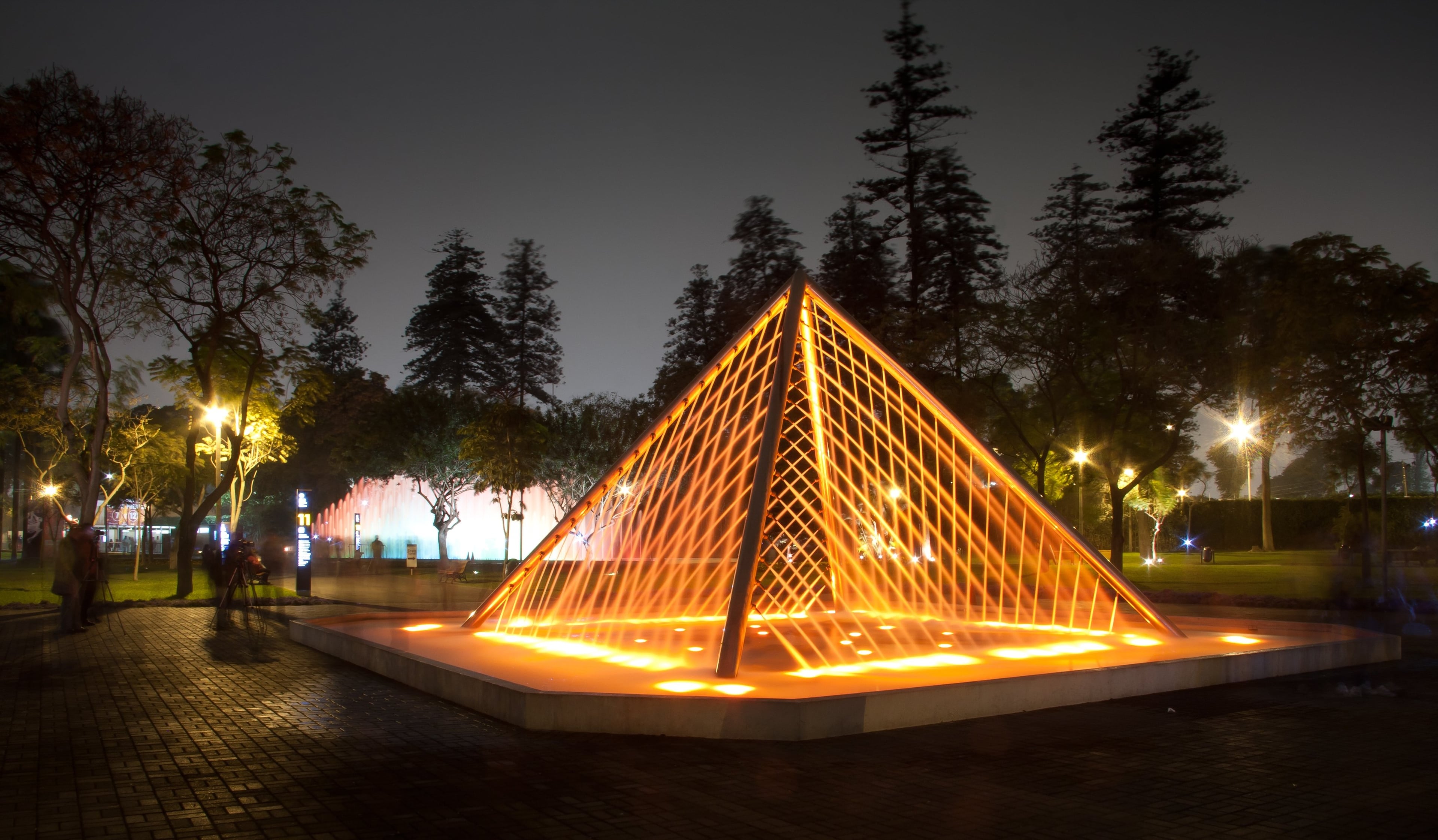 Lima de noche: Circuito Mágico del Agua - Imagen 2