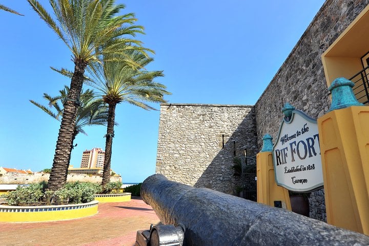 Tour de shopping e praia por Curaçao - Imagen 2