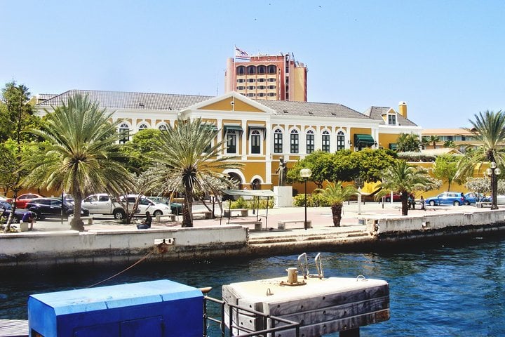 Tour de shopping e praia por Curaçao - Imagen 3