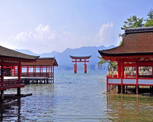 Hiroshima and Miyajima from Kyoto - Imagen 3
