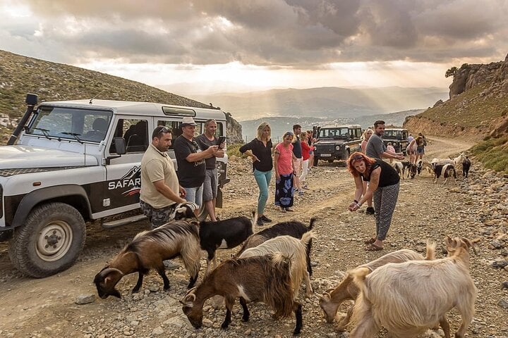Montañas de Creta en 4x4 con almuerzo - Imagen 2