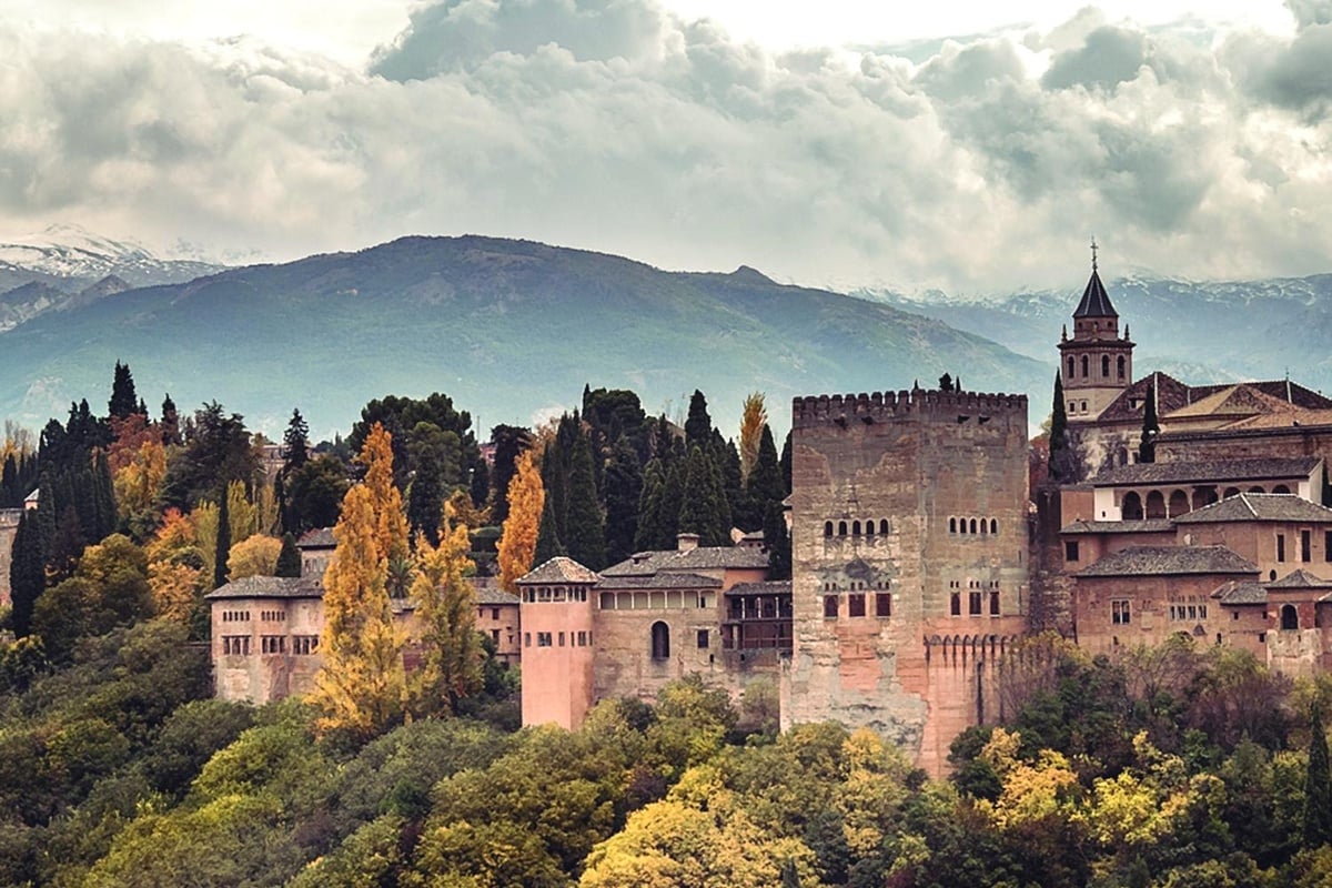 Alhambra en grupo reducido desde Sevilla - Imagen 4