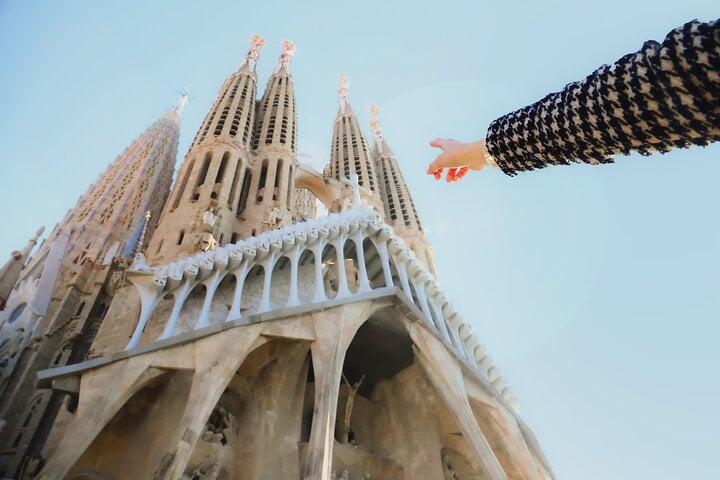 Sagrada Familia guiada con ingreso rápido - Imagen 2