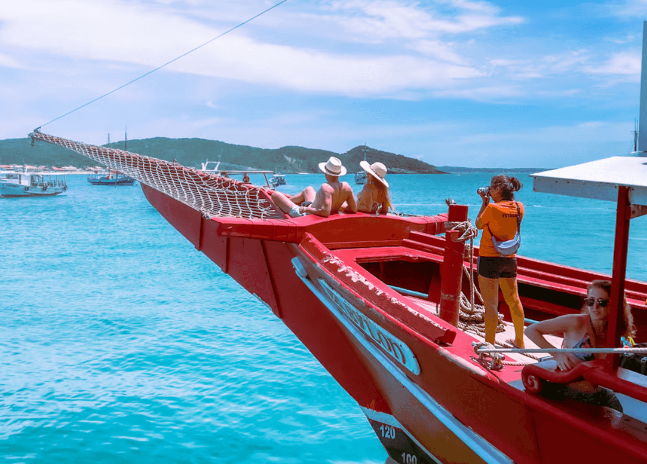 Búzios Boat Tour with Lunch from Barra - Imagen 3