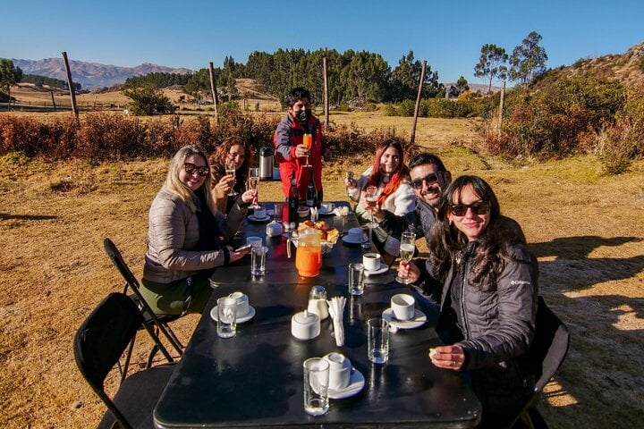 Balloon Flight Over Peru's Landscapes - Imagen 2