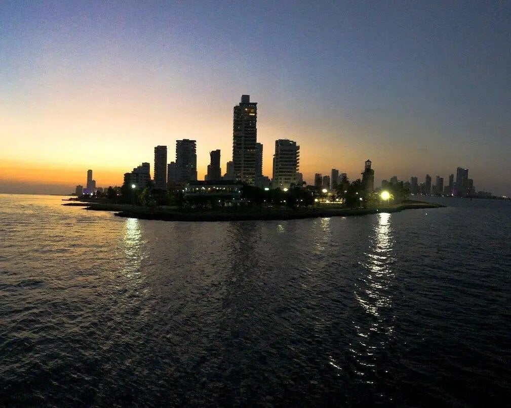 Atardecer por la Bahía en Cartagena - Imagen 2