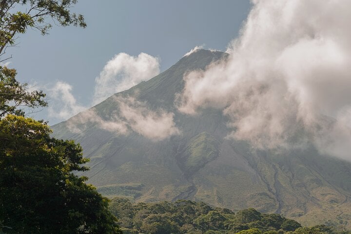 Expedición al volcán Arenal desde Arenal - Imagen 3