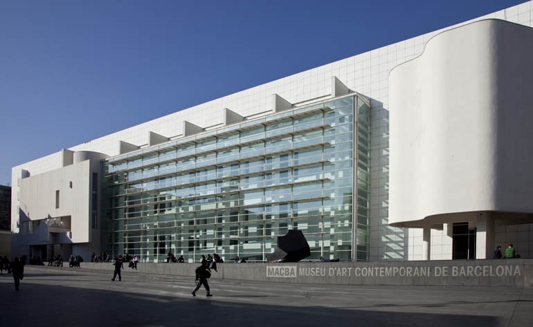 Entrada al Museo de Arte Contemporáneo - Imagen 3