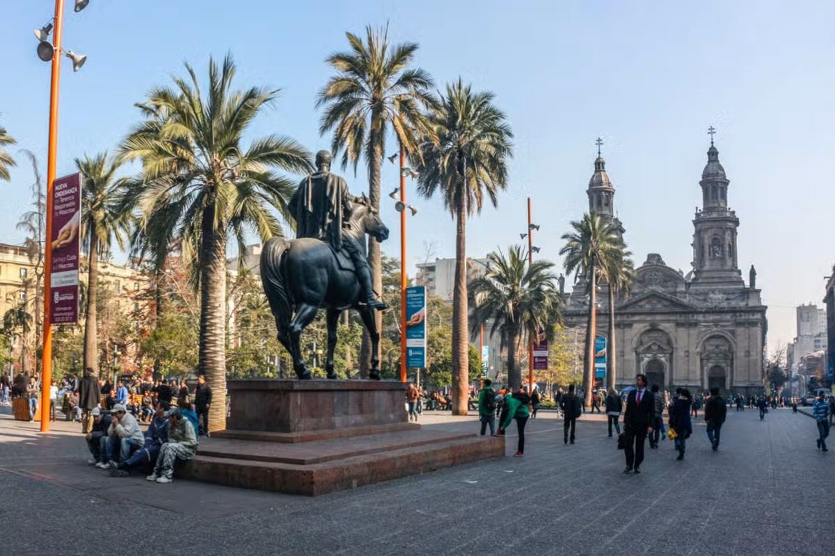 City tour e Concha y Toro com transporte - Imagen 3