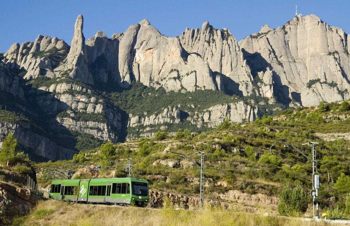 Premium Montserrat - Catalunya Bus Turístic - Imagen 2