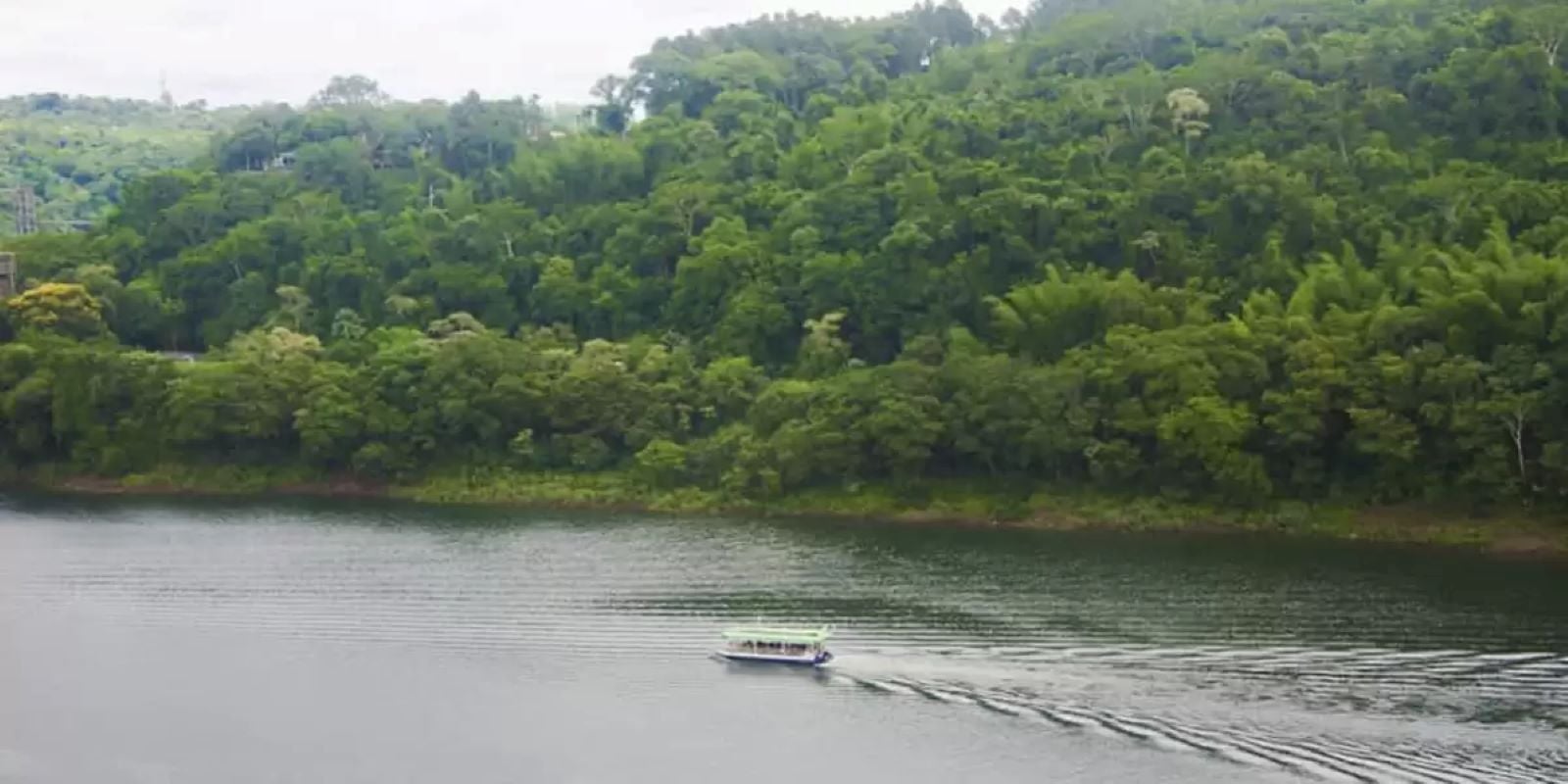 Boat Tour along Three Borders - Imagen 2