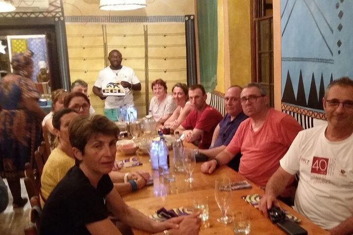 Cata de vinos privada e historia cultural - Imagen 3