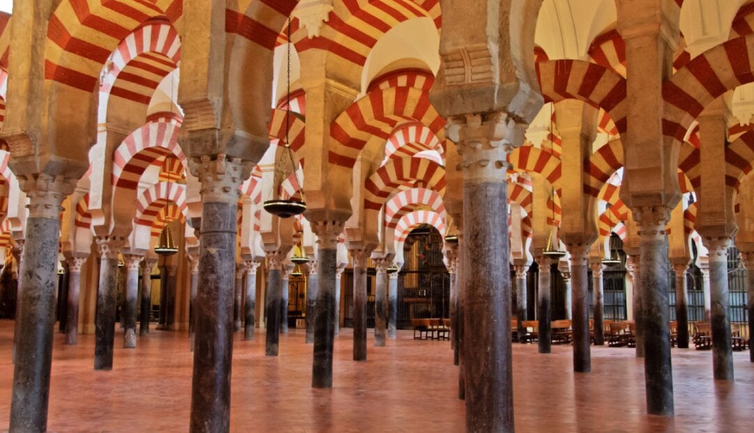 Mezquita-Catedral con audioguía y city tour - Imagen 2