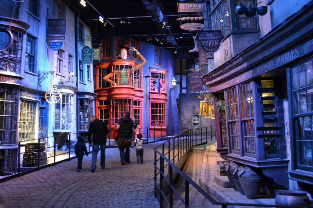 Warner Bros. Studio Tour: solo transporte - Imagen 4