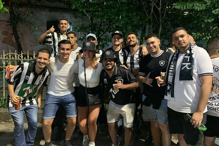 Join a Botafogo Soccer Game with Locals - Imagen 3