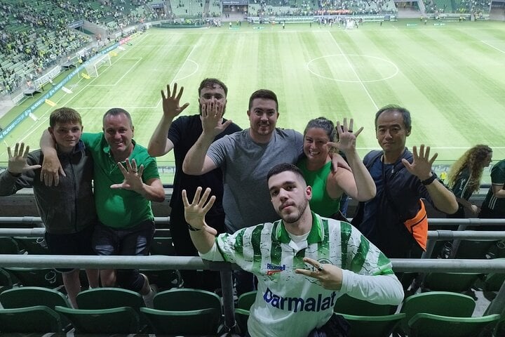 Partido de Palmeiras con locales - Imagen 2