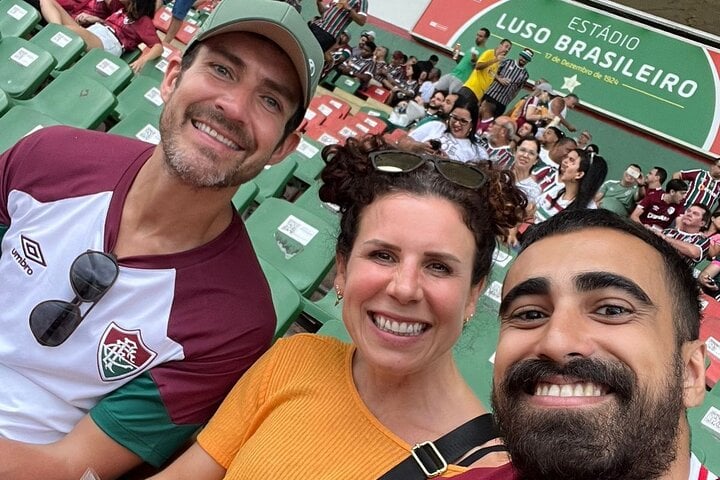 Fluminense Soccer Match at Maracanã - Imagen 3