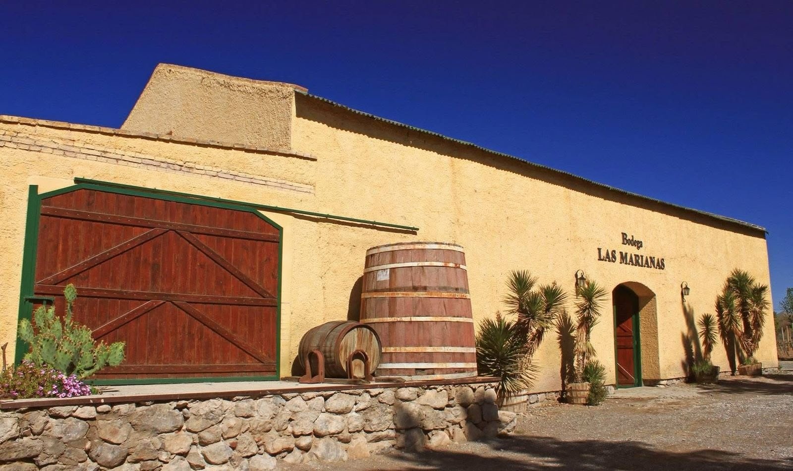 San Juan: Bodegas del Sur en inglés - Imagen 3