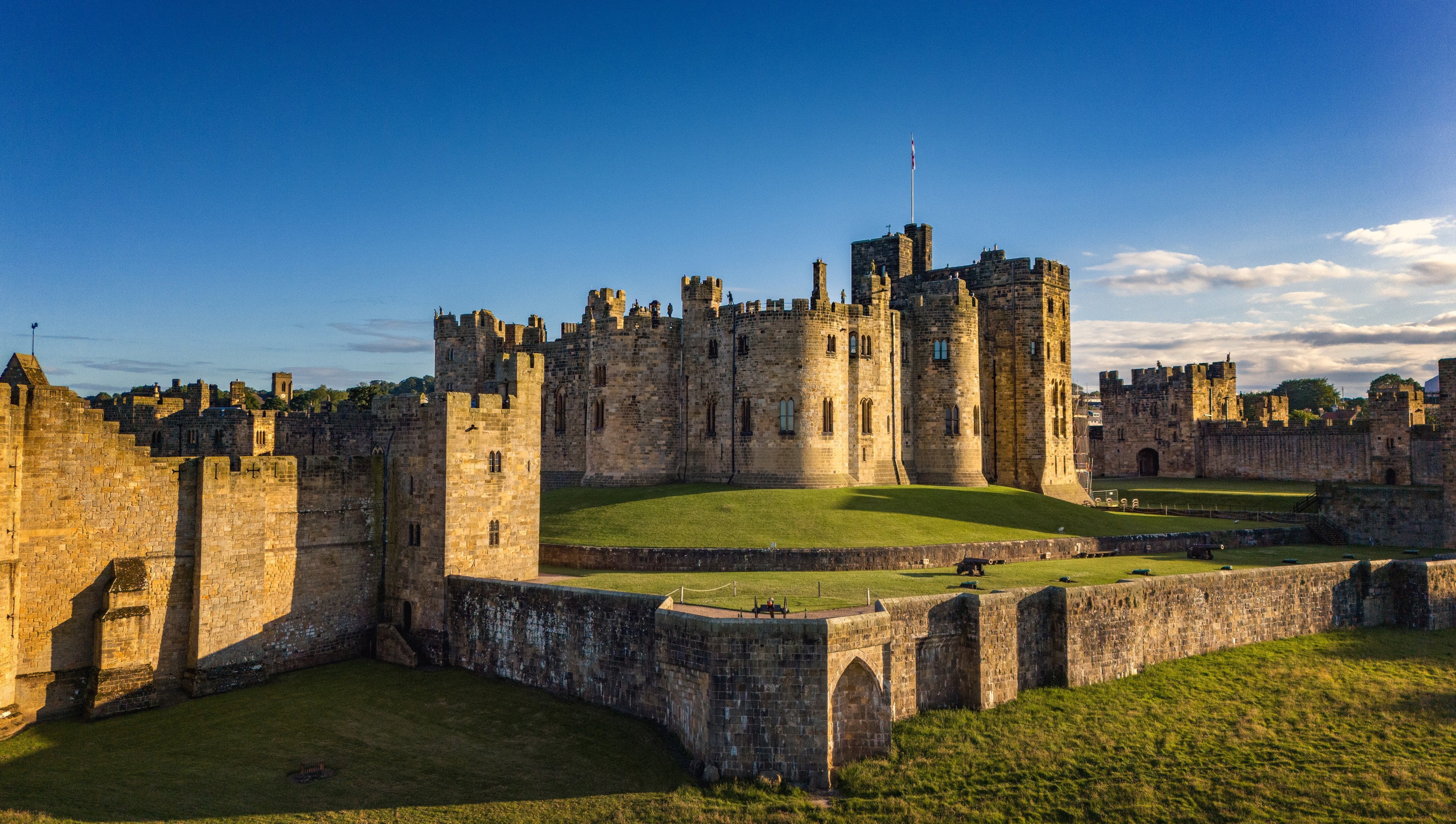 Entrada al Castillo de Alnwick - Imagen 3