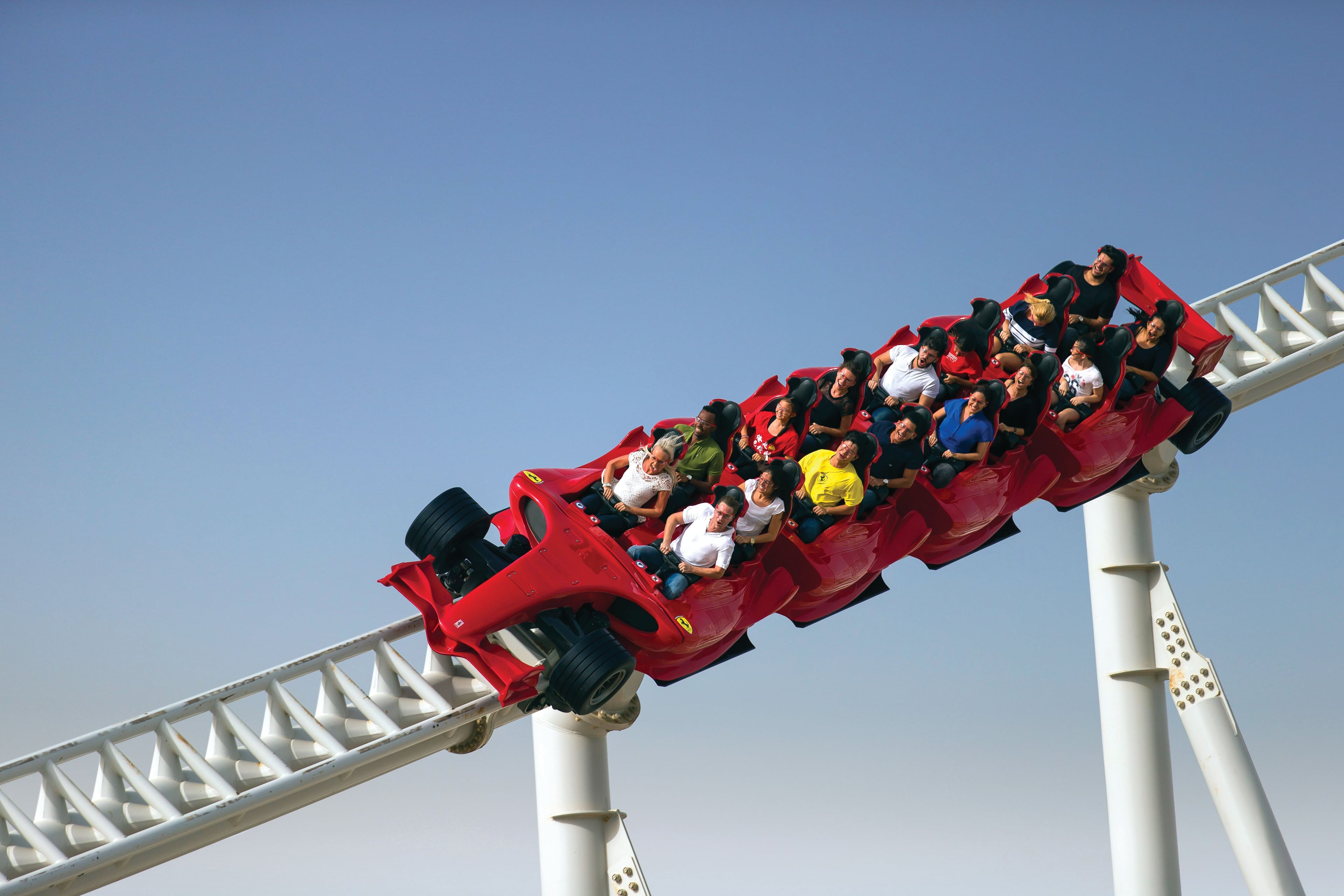 Entradas para Ferrari World Abu Dhabi - Imagen 2