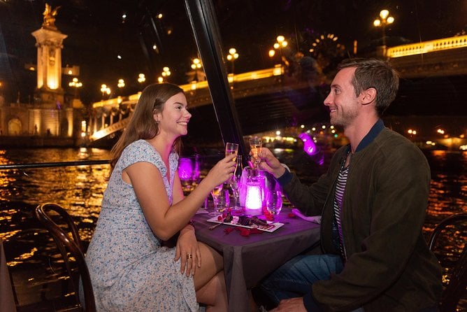 Romantic Seine Dinner Cruise, Window Table - Imagen 2