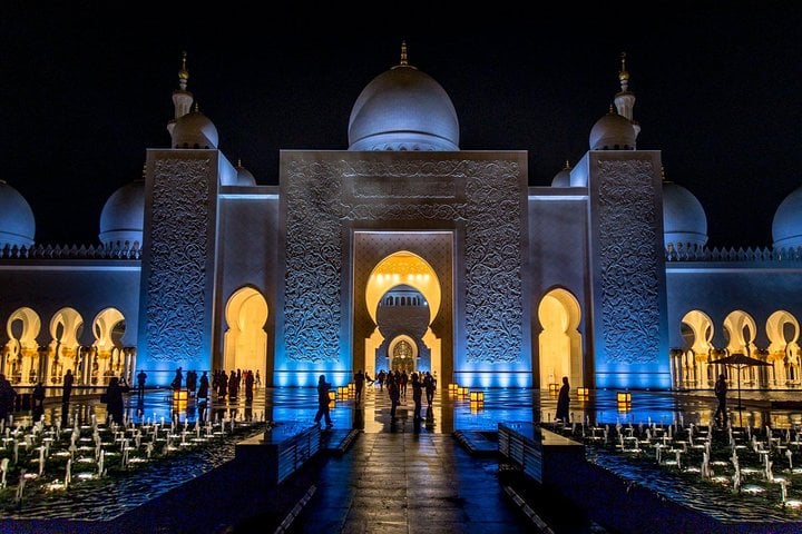 City tour por Abu Dabi con Mezquita y Louvre - Imagen 2