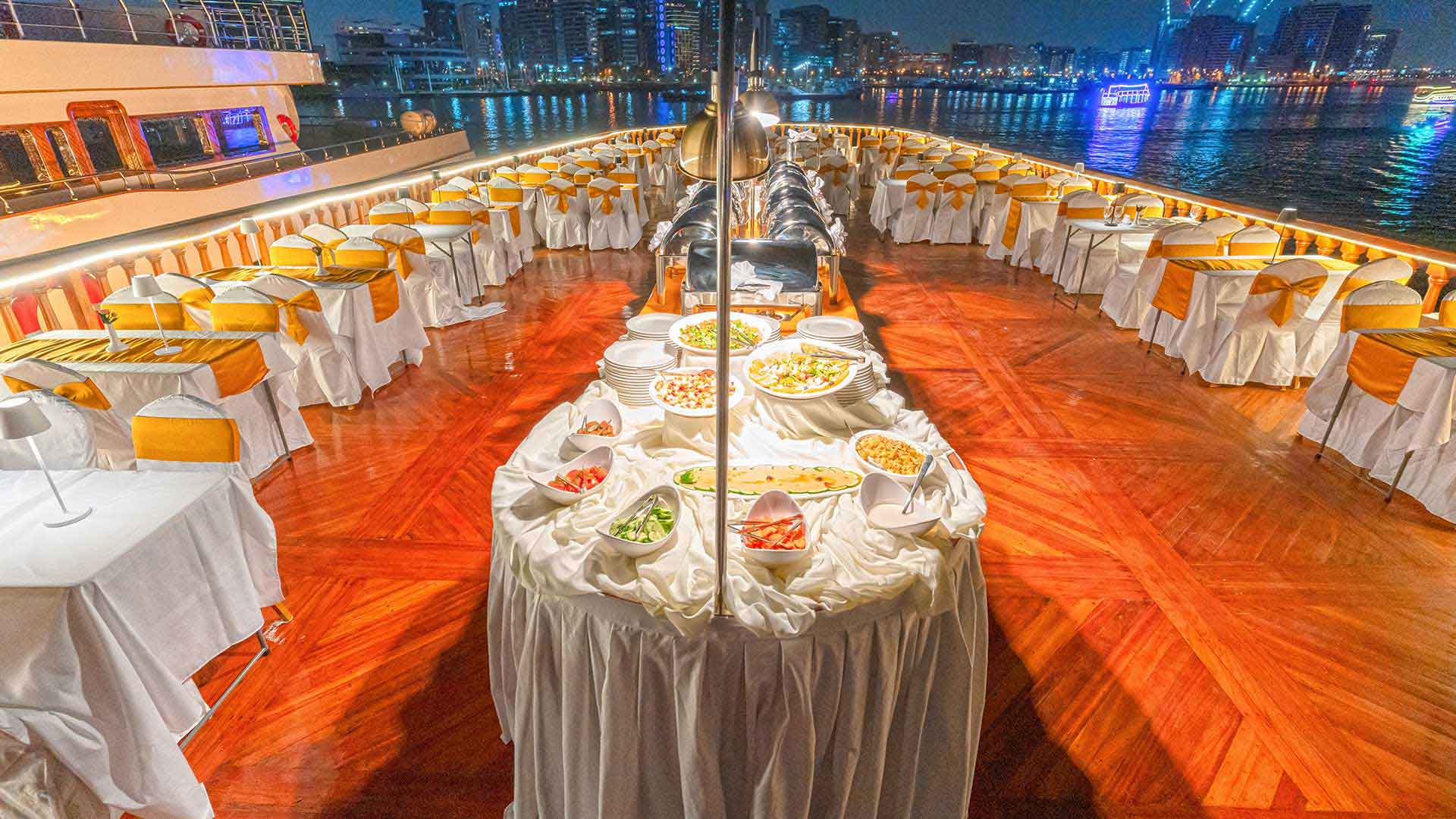 Cruzeiro Dhow na Marina de Dubai - Imagen 2