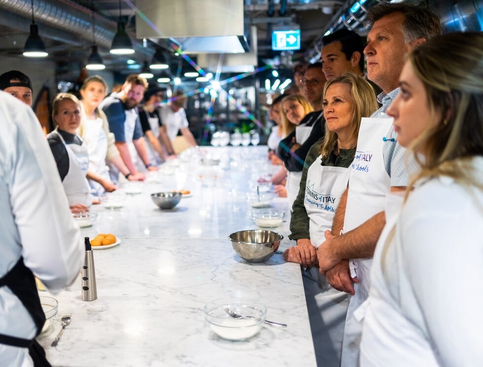 Pasta and Gelato Cooking Class - Imagen 3