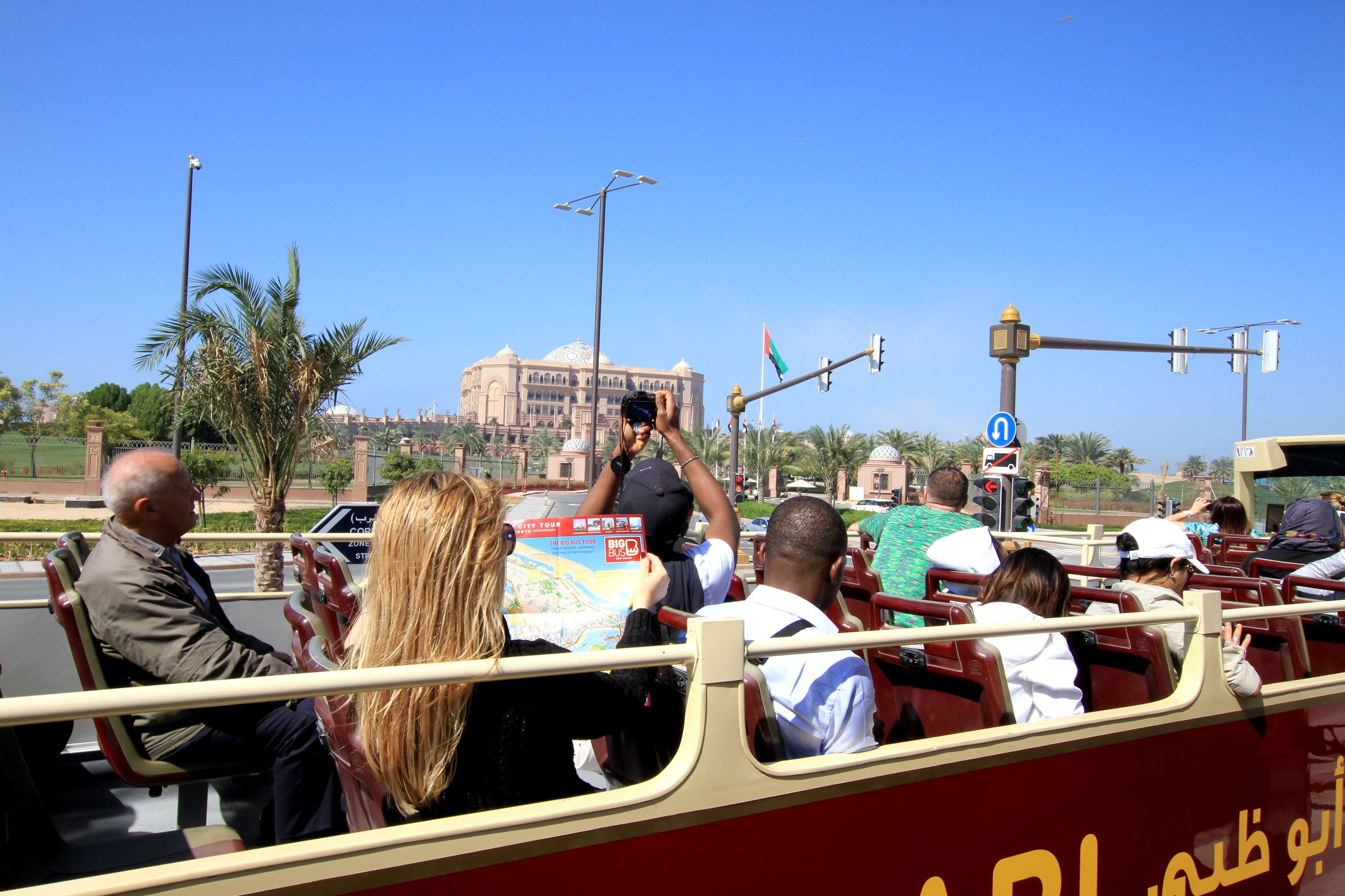 Big Bus Abu Dabi: hop-on hop-off 48 horas - Imagen 3