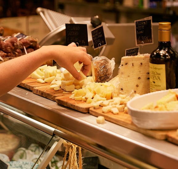 Cooking Class and Market Food Tour - Imagen 4