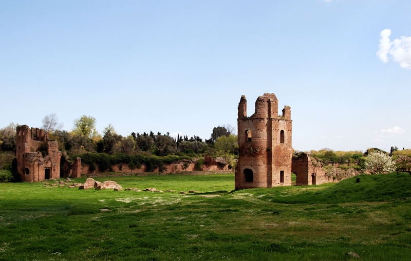 Appian way Walking tour & Catacombs of Rome - Imagen 4