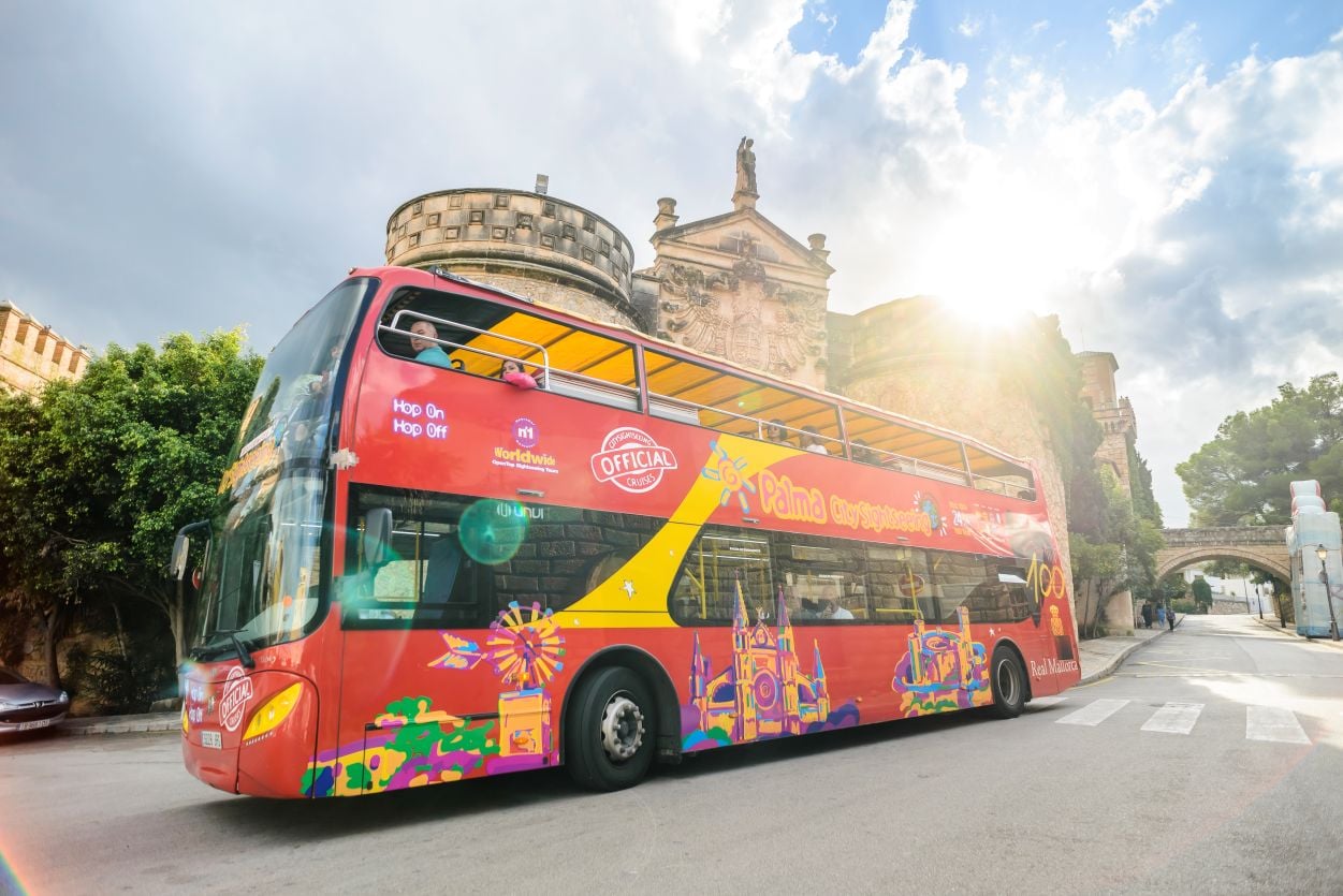Palma de Mallorca 24-Hour Bus Tour - Imagen 4