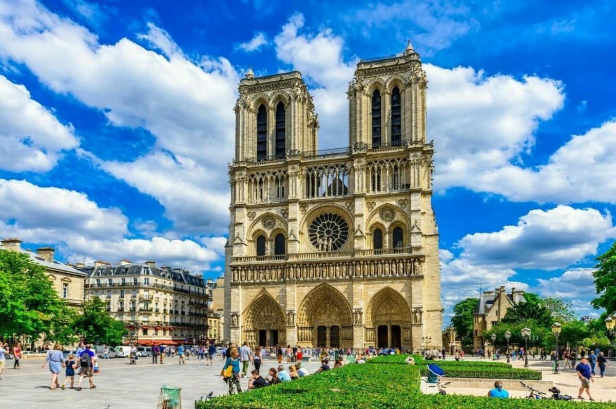 Paris Self Guided Discovery Pack - Imagen 3
