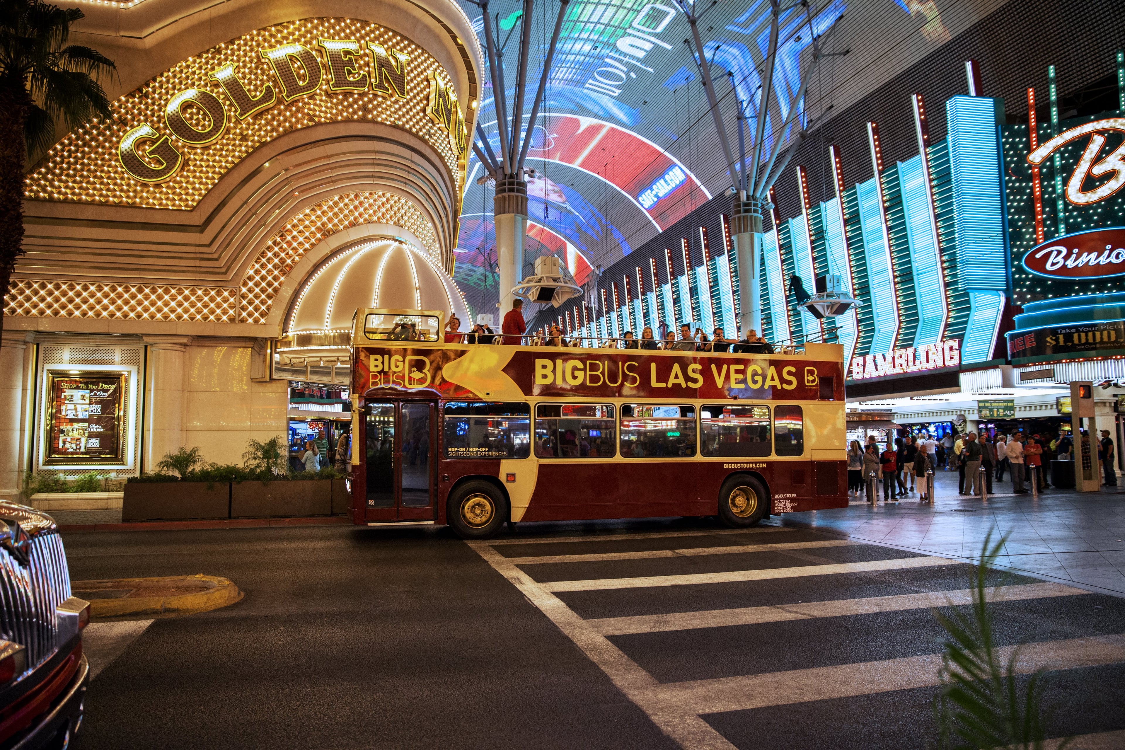 Big Bus Las Vegas nocturno - Imagen 2