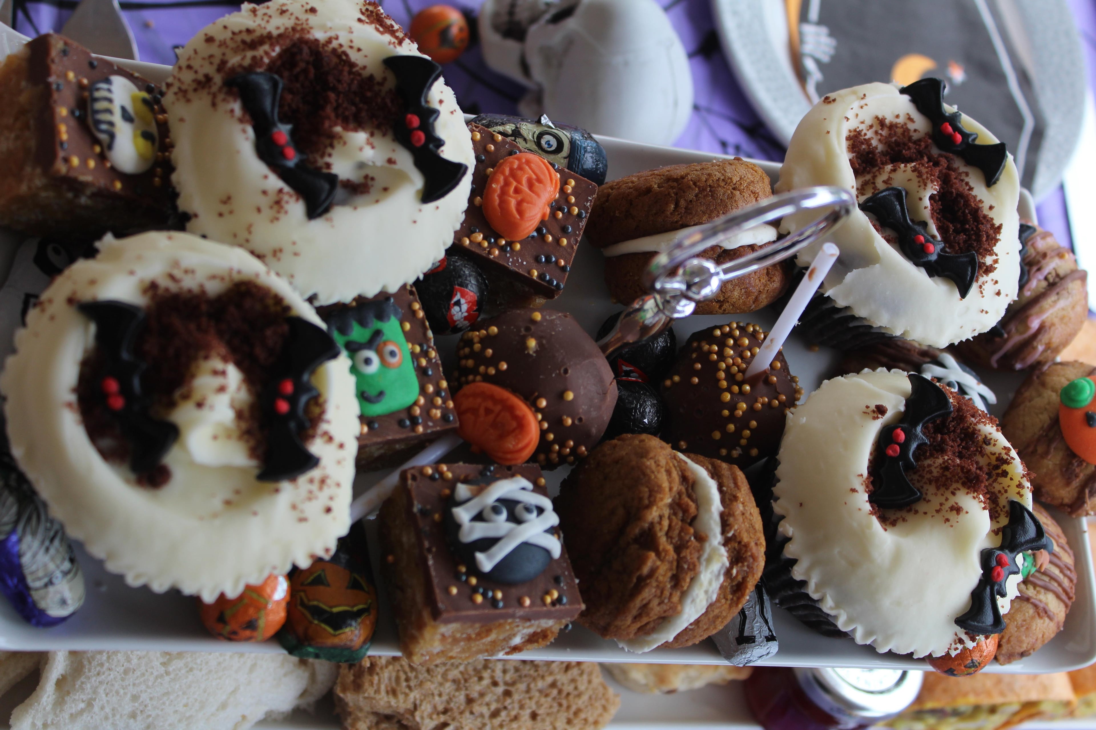 London Halloween Afternoon Tea Bus - Imagen 4