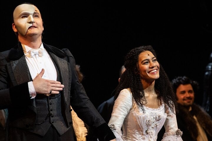 Phantom of the Opera with Meal & Drink - Imagen 3