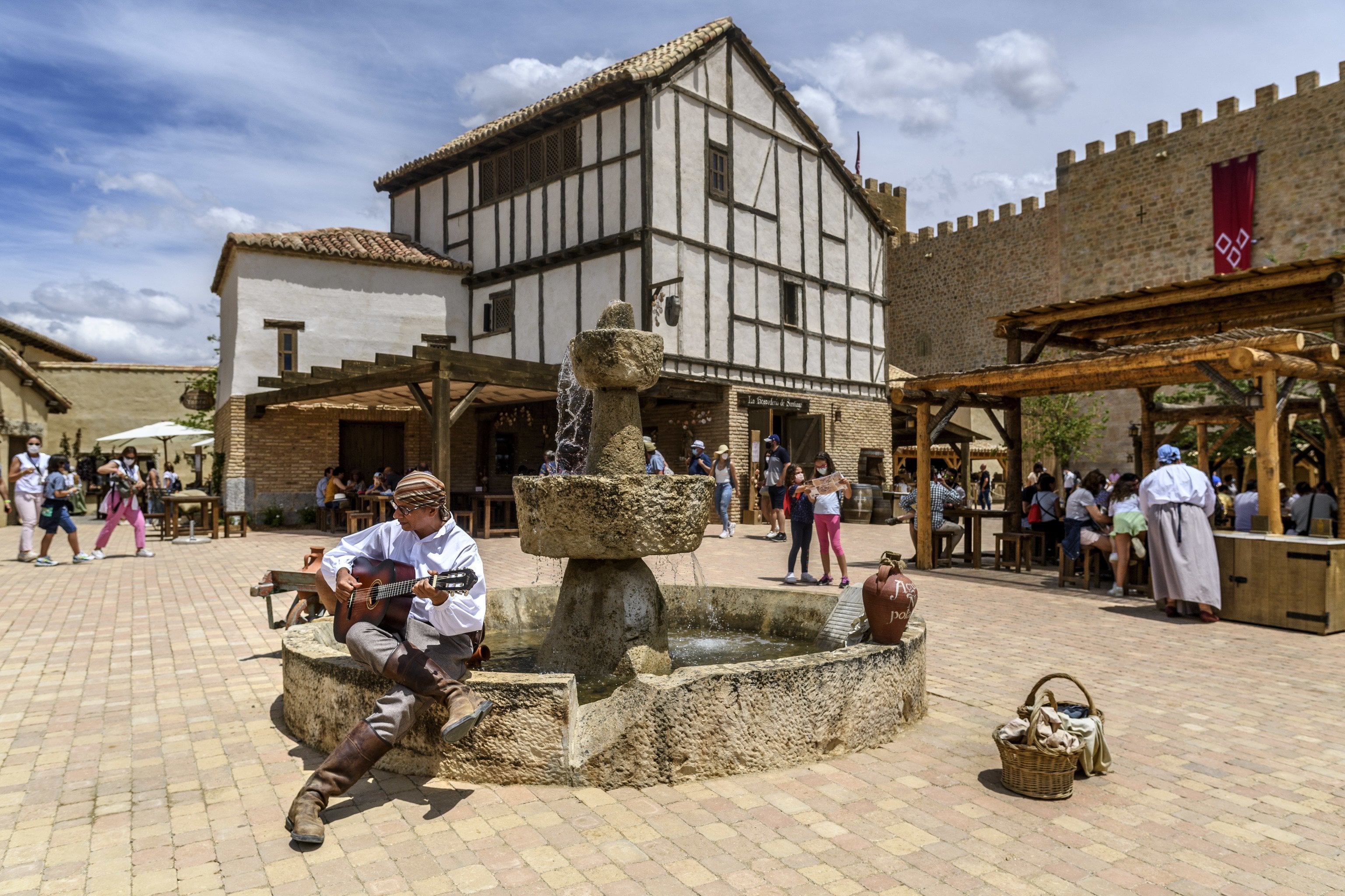 Puy du Fou España and Sueño de Toledo - Imagen 2