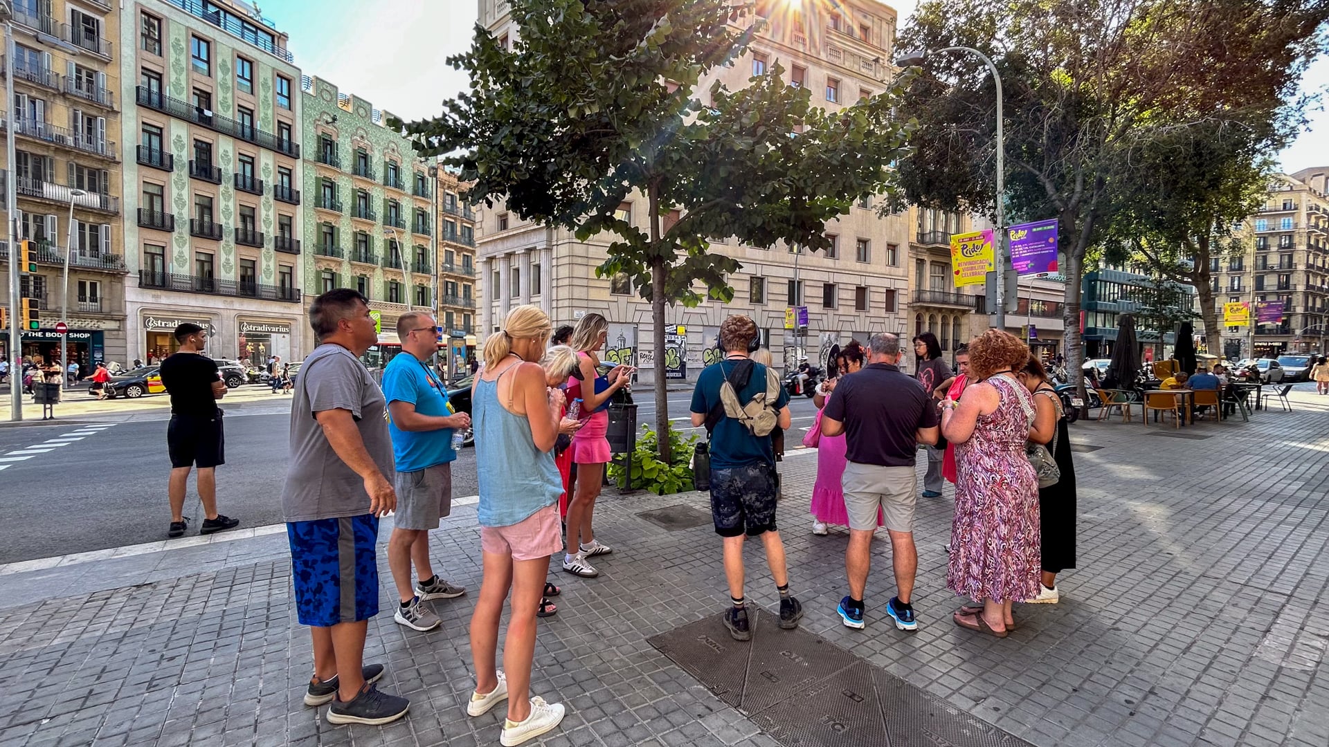 Barrio Gótico a pie con tapas opcionales - Imagen 4