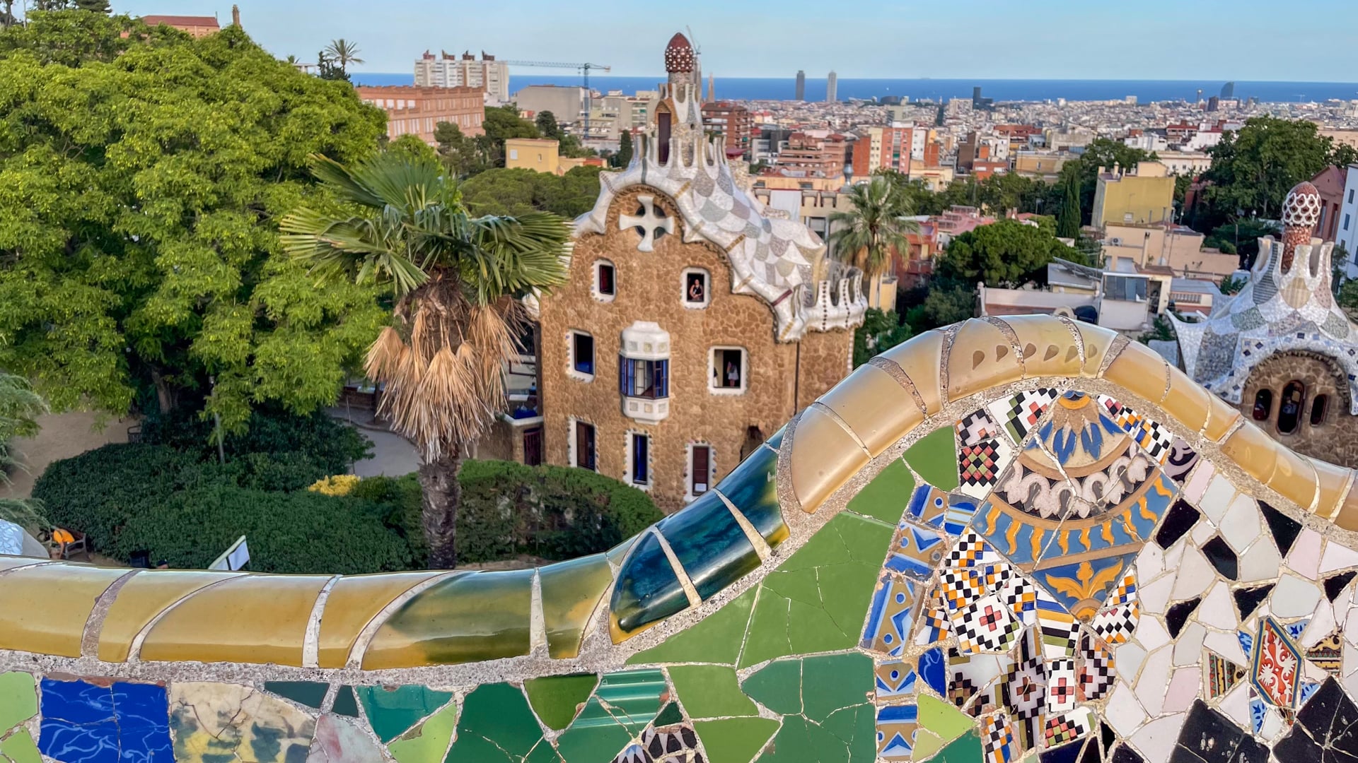 Sagrada Familia y Parque Güell con guía - Imagen 2