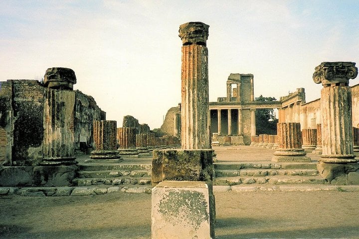 Medio día en Pompeya desde Nápoles - Imagen 3