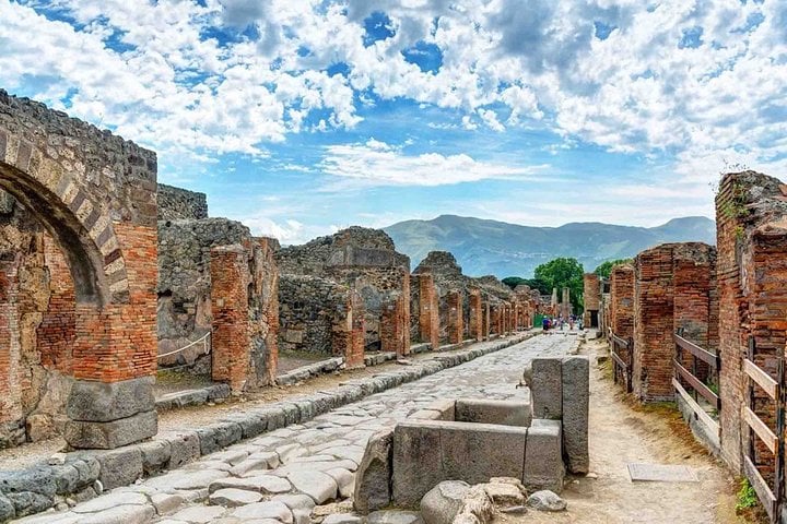 Medio día en Pompeya desde Nápoles - Imagen 2