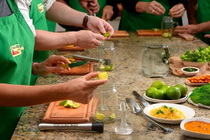 Brazilian Drinks and Appetizers Class - Imagen 3