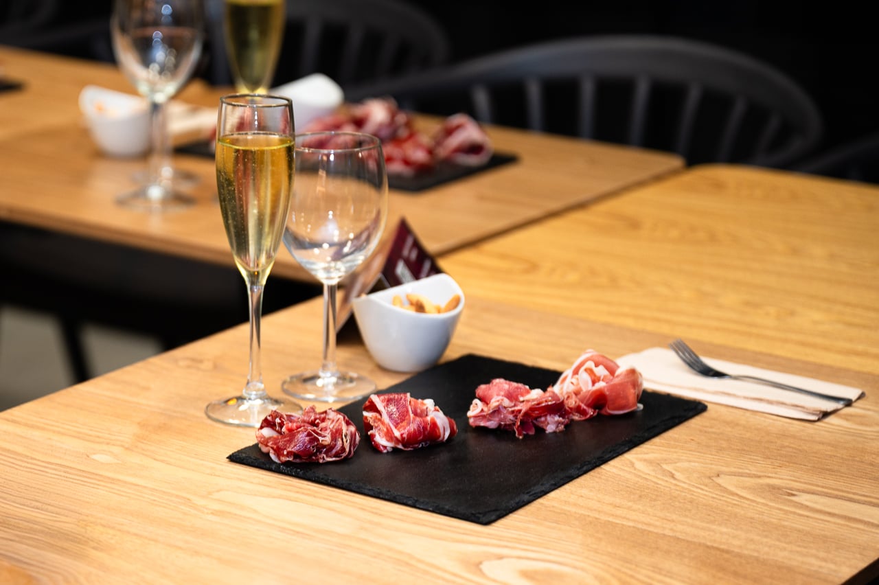 Jamón Experience Premium: jamón y vino - Imagen 2
