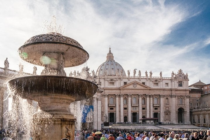 Audiência papal na Cidade do Vaticano - Imagen 4