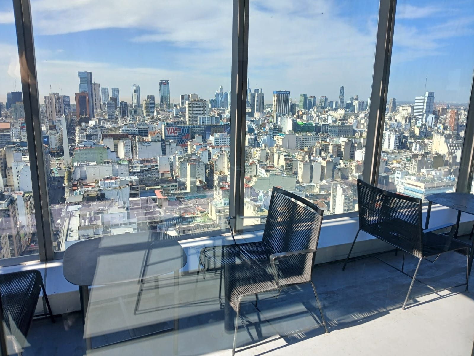 Almoço no terraço do Olympo SkyBar com vista panorâmica de 360 graus de Buenos Aires - Imagen 3