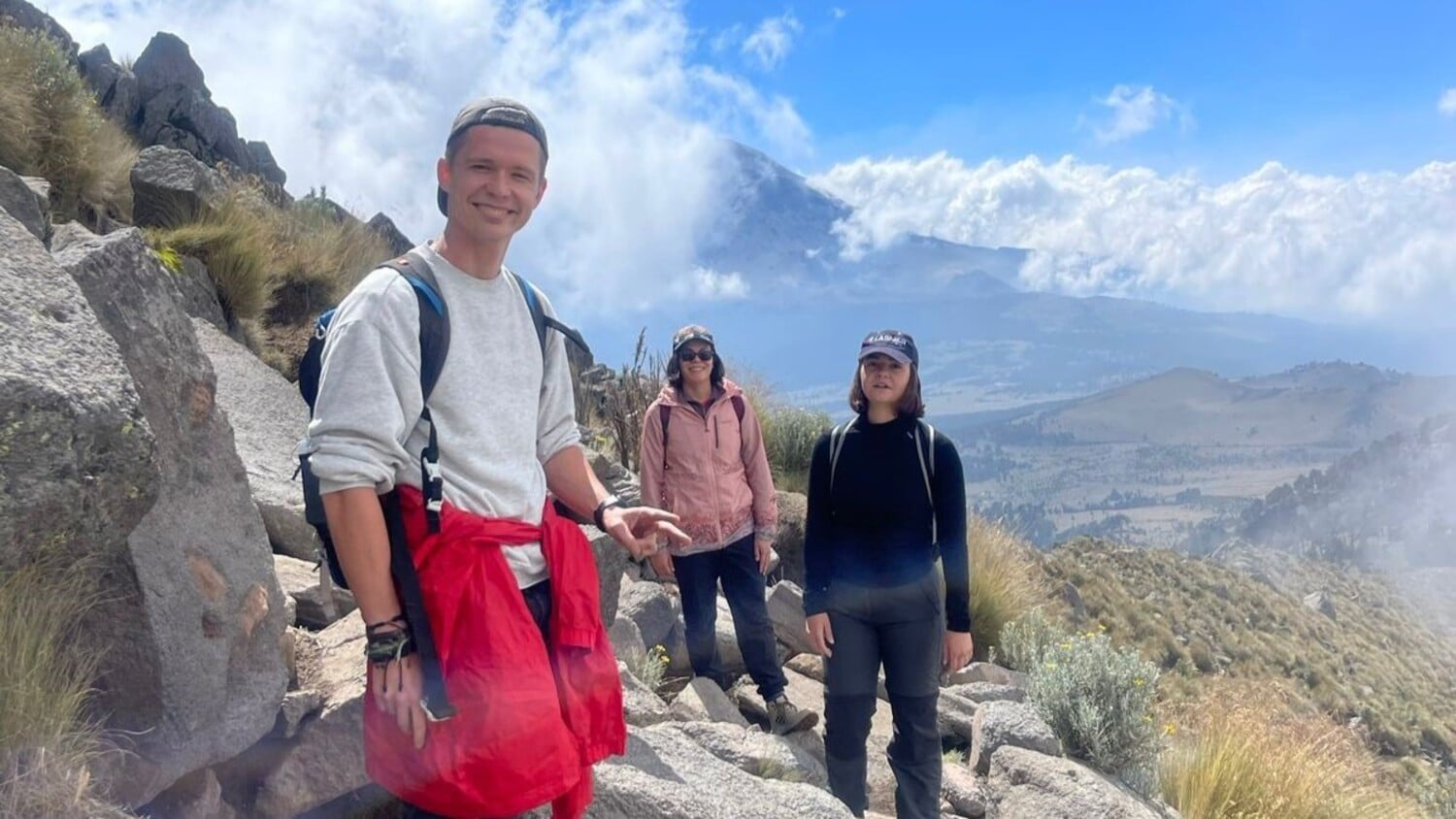 Excursión de senderismo a los volcanes - Imagen 2